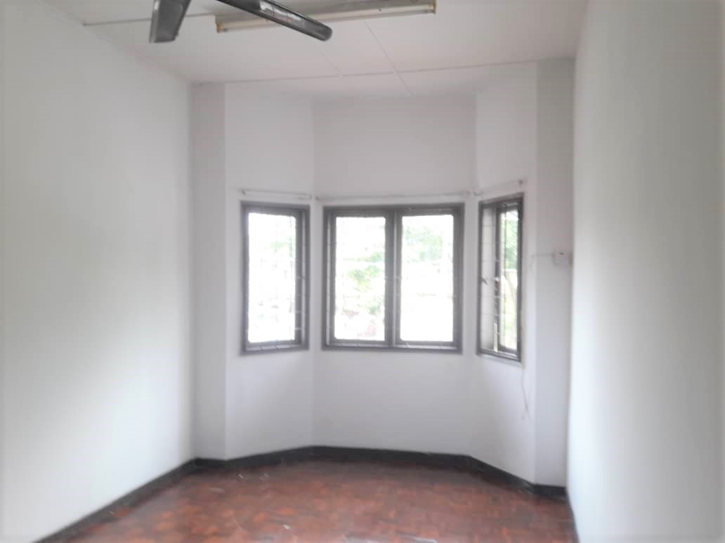 FREEHOLD Terrace House USJ6, Subang Jaya, Selangor - photo 4