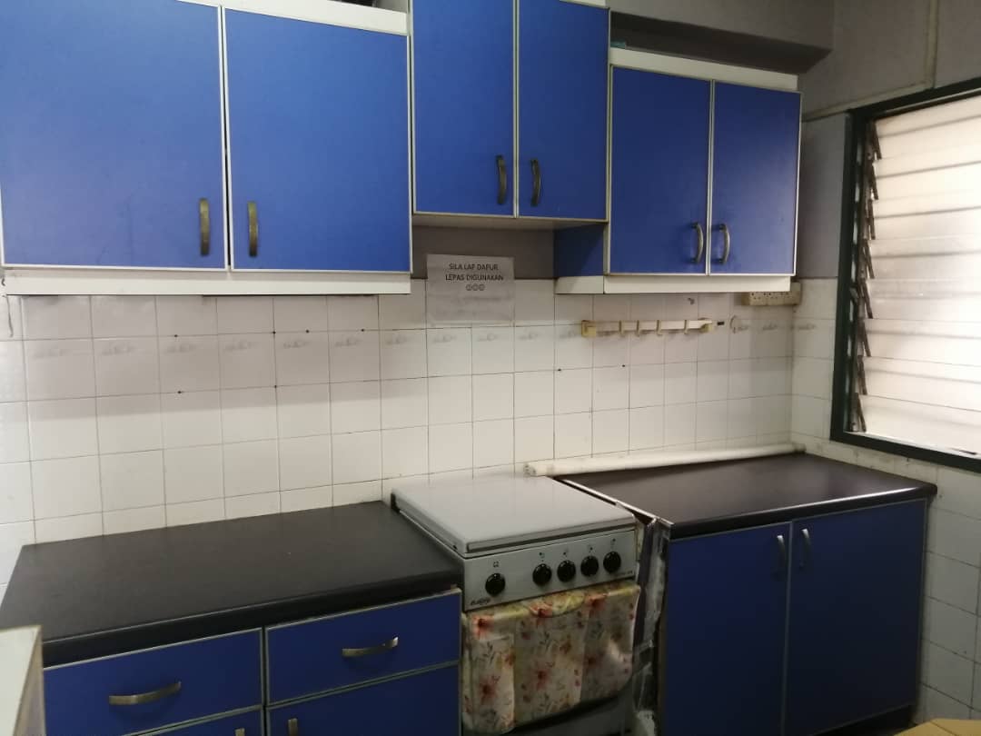 TOP FLOOR WITH LIFT Teratai Mewah Condo Setapak KL - photo 4
