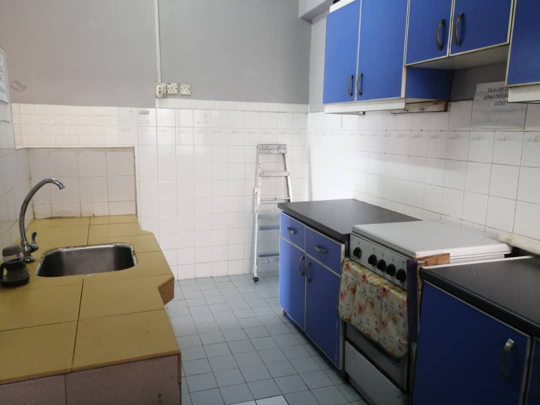 TOP FLOOR WITH LIFT Teratai Mewah Condo Setapak KL - photo 5