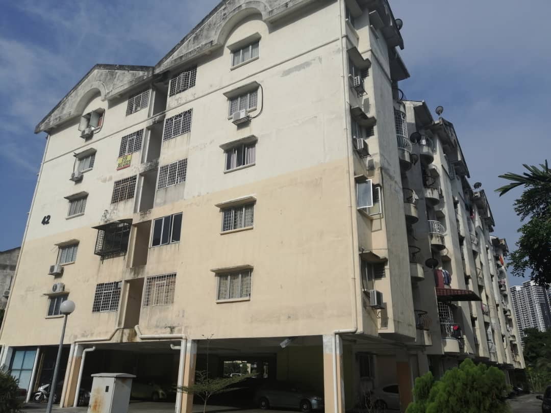 TOP FLOOR WITH LIFT Teratai Mewah Condo Setapak KL - photo 11