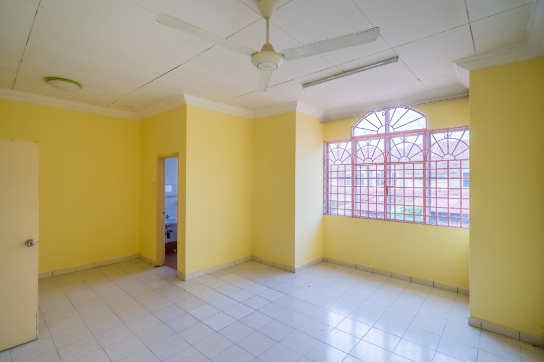 Terrace House Taman Pelangi Semenyih, Selangor - photo 6