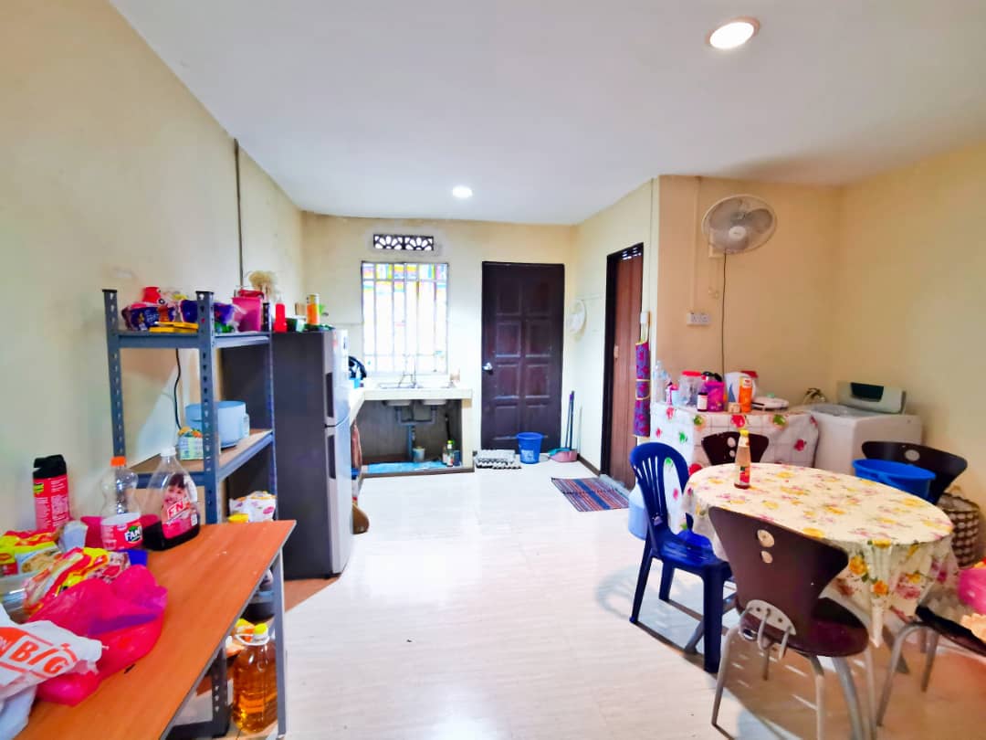 Double Storey Terrace House Seksyen 17, Shah Alam - photo 6