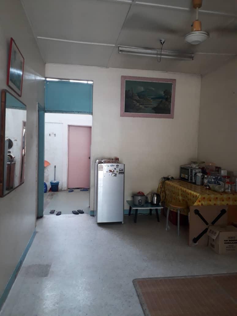 Single Storey Seksyen 10, Shah Alam, Selangor - photo 2
