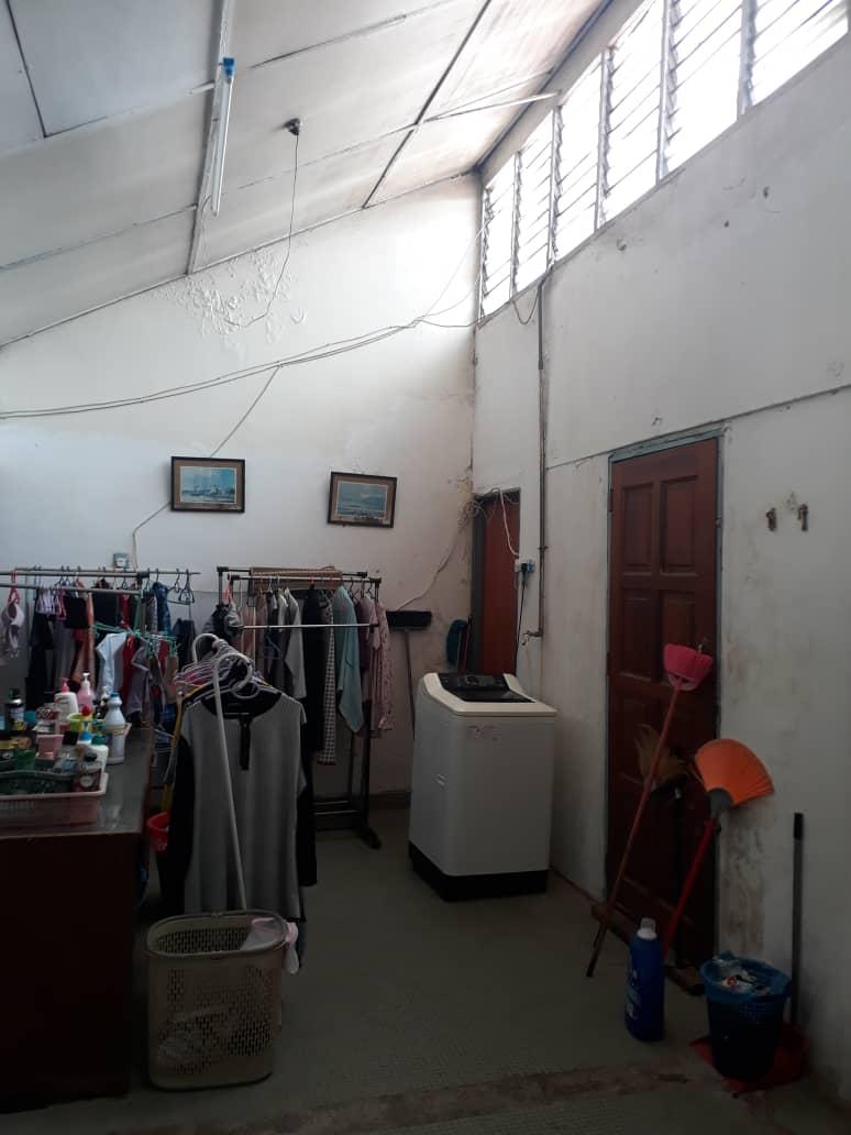 Single Storey Seksyen 10, Shah Alam, Selangor - photo 5