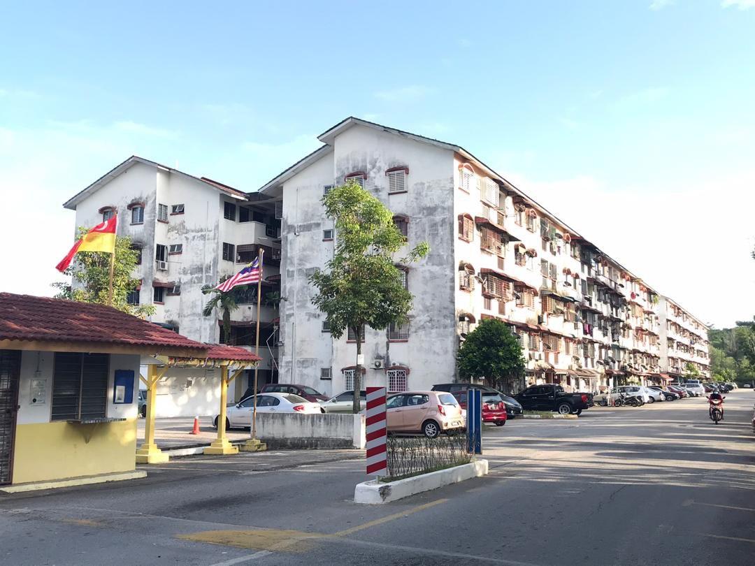 Taman Setia Balakong Apartment, Seri Kembangan - photo 6