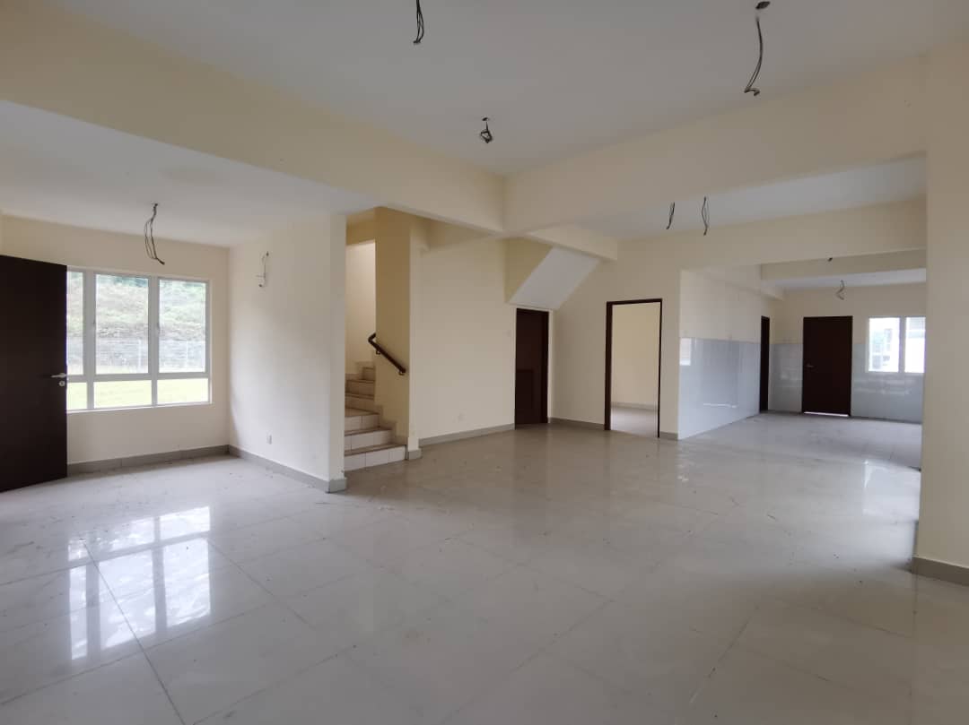 Corner Double Storey Taman Bukit Kuang Perdana - photo 2