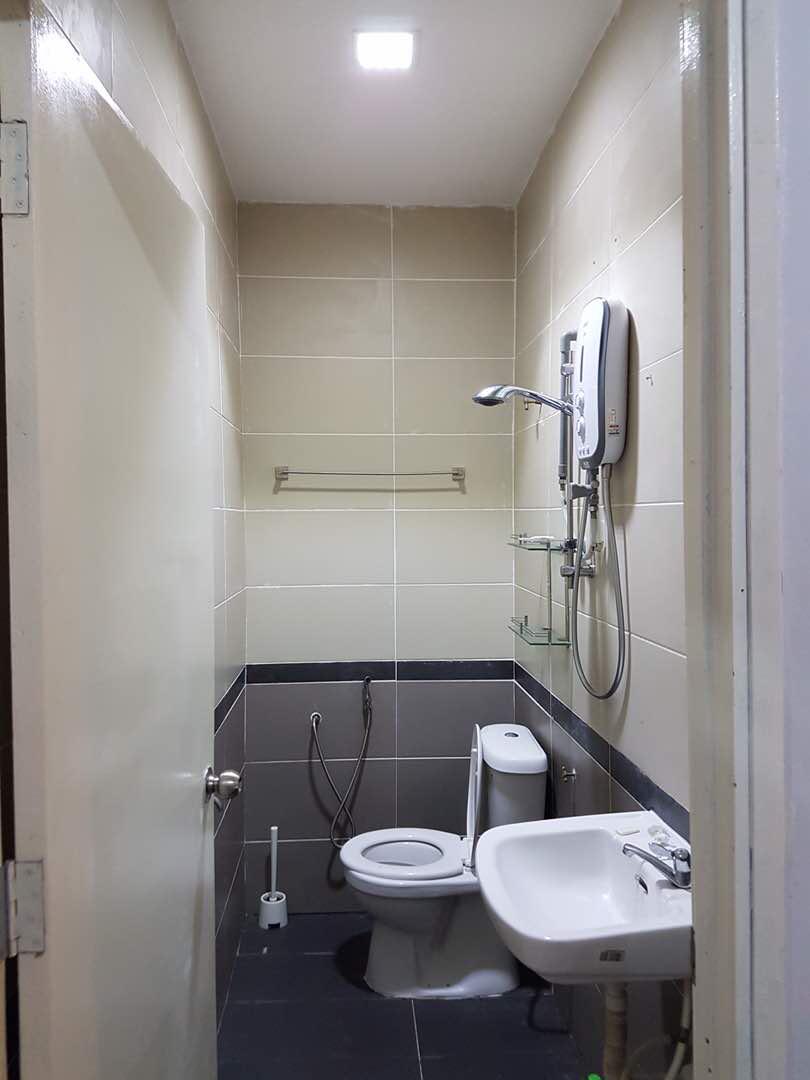 Single Storey Seksyen 10, Shah Alam Selangor - photo 5