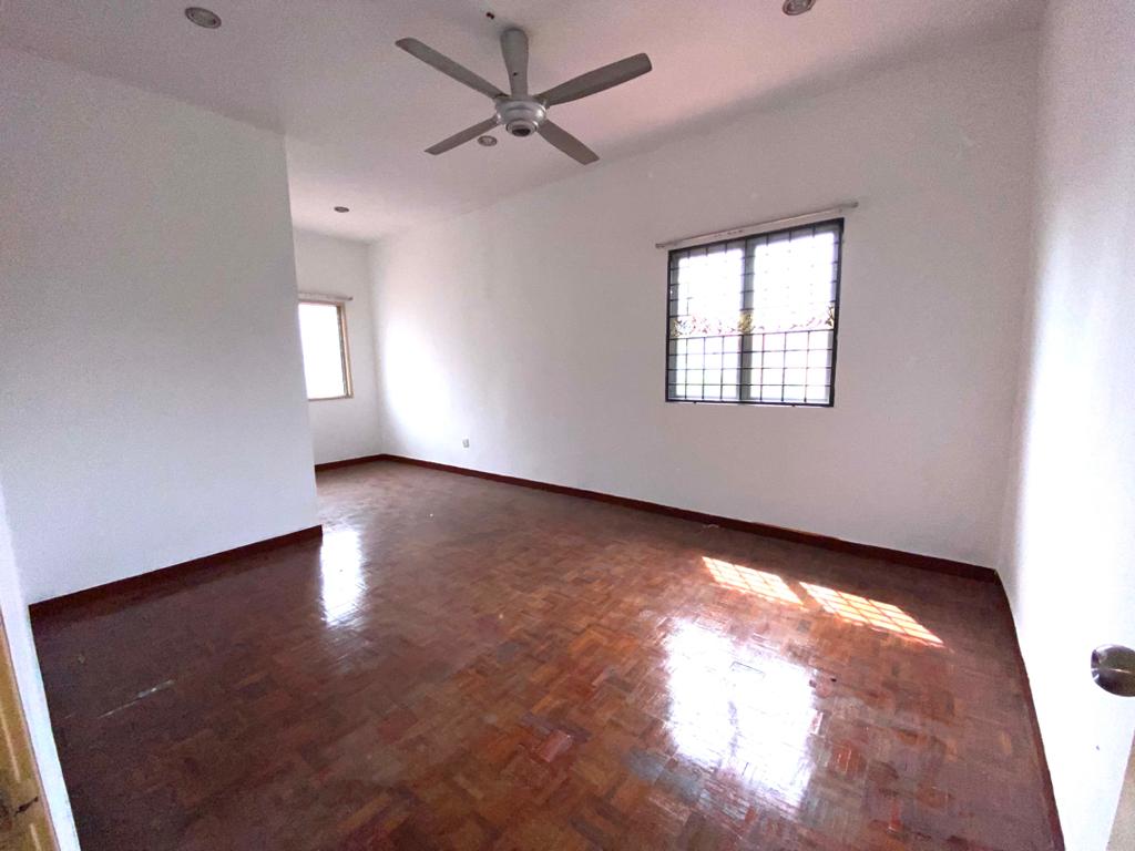 Double Storey Taman Impian Putra, Bangi, Selangor - photo 10