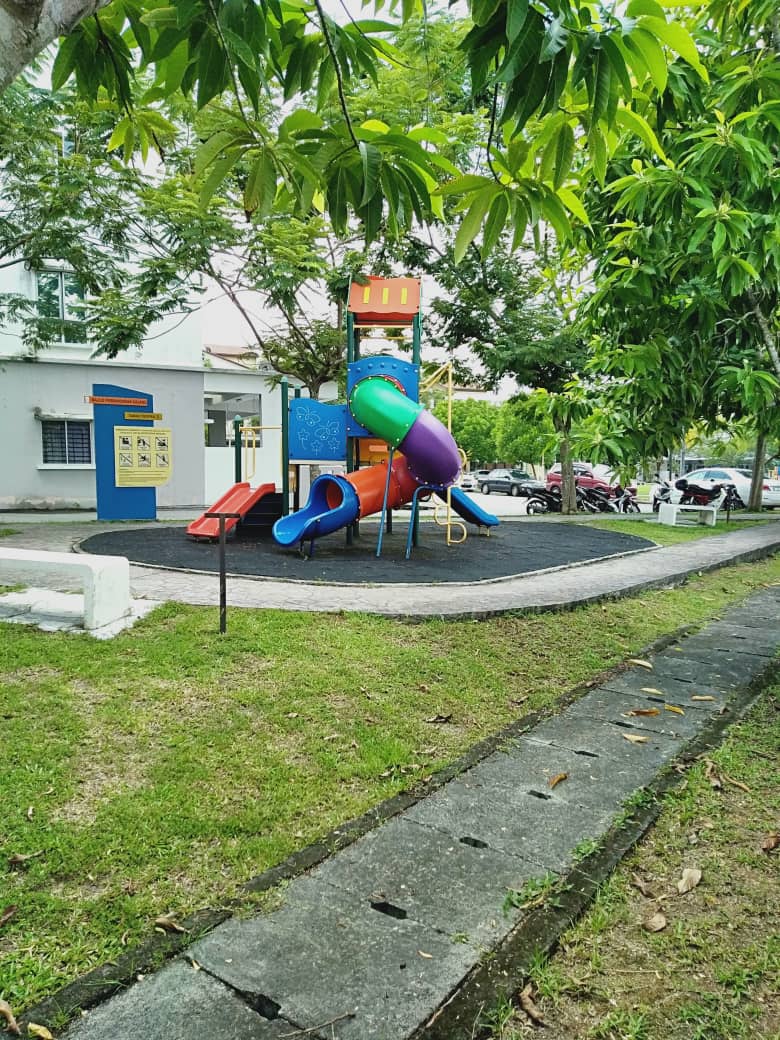 Townhouse Taman Tropika 2, Kajang, Selangor - photo 5
