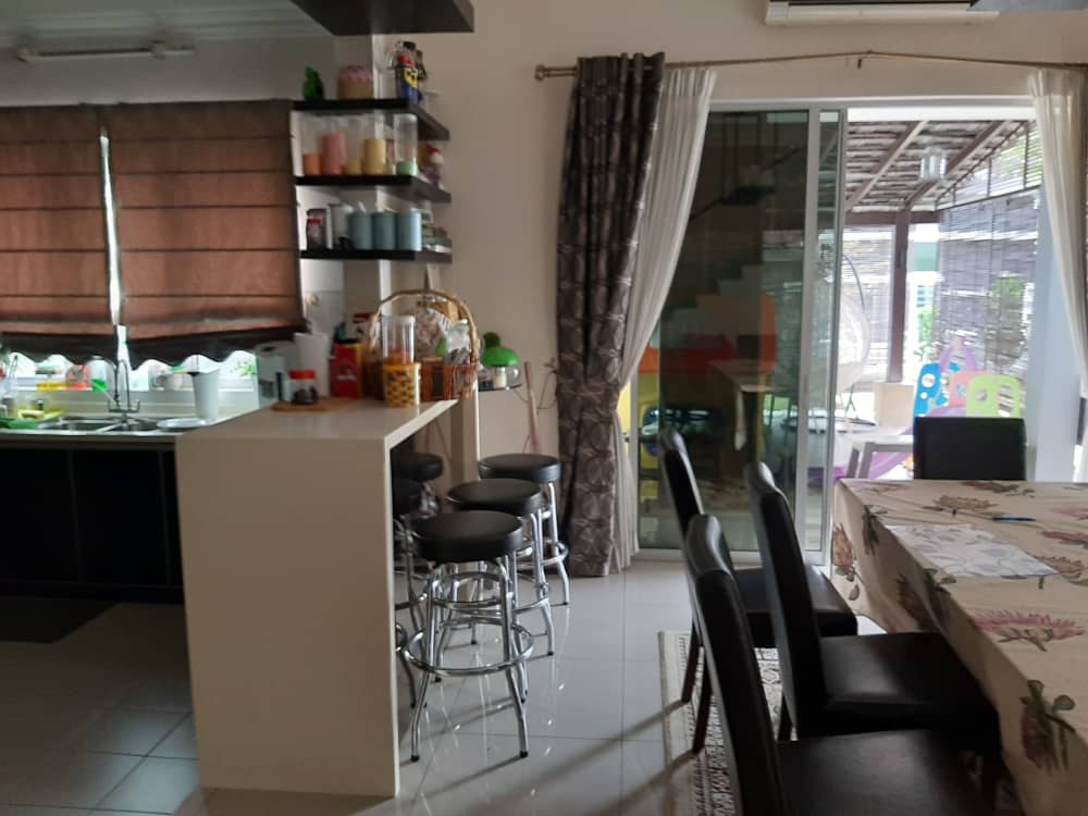 Corner Lot Double Storey Alam Impian, Selangor - photo 4