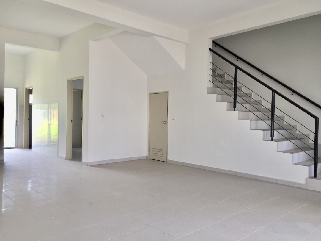 Double Storey Bayu Suria Puncak Alam, Selangor - photo 2