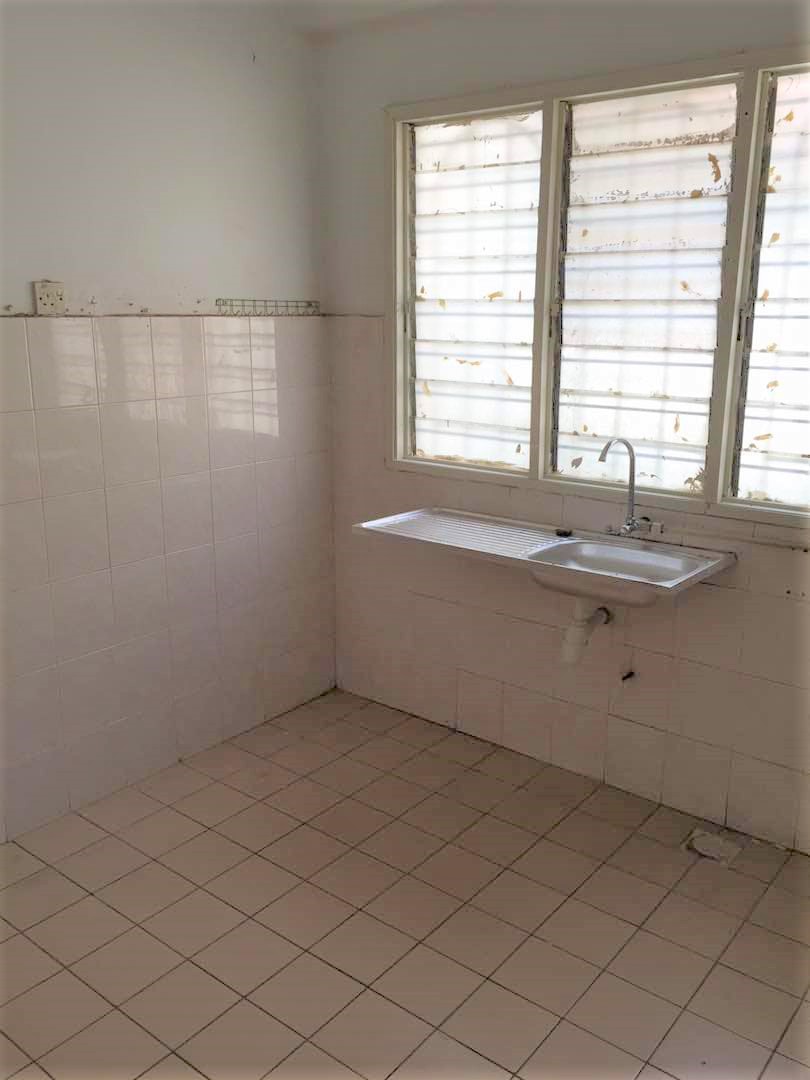 Double Storey Taman Kinrara Seksyen 4, Puchong - photo 6