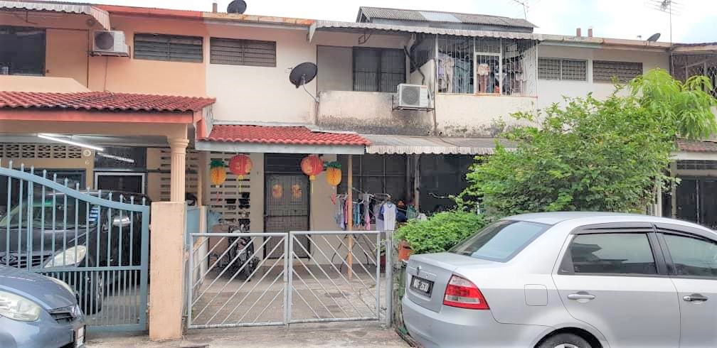 Double Storey House Taman Sri Rampai