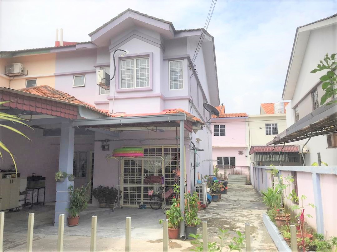 End Lot 2 Storey Bandar Puteri Klang, Selangor - photo 1