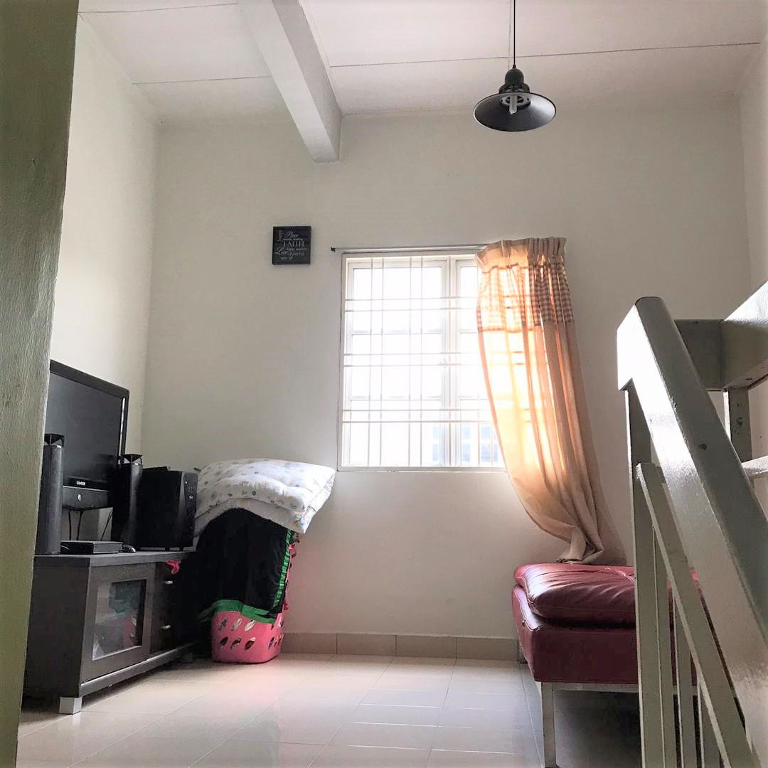 End Lot 2 Storey Bandar Puteri Klang, Selangor - photo 4