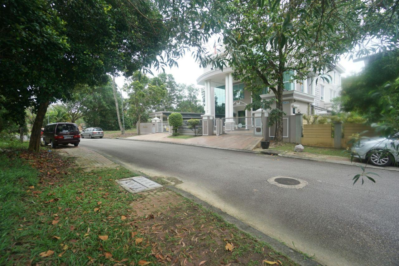Bungalow Lot Jalan Mihrab, Bukit Jelutong - photo 5