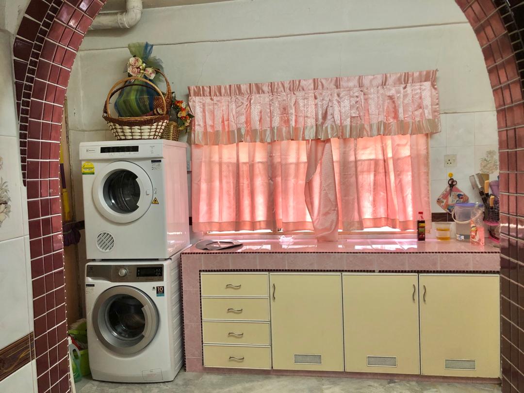 Corner Lot 2 Storey Bandar Tun Hussein Onn, KL - photo 6