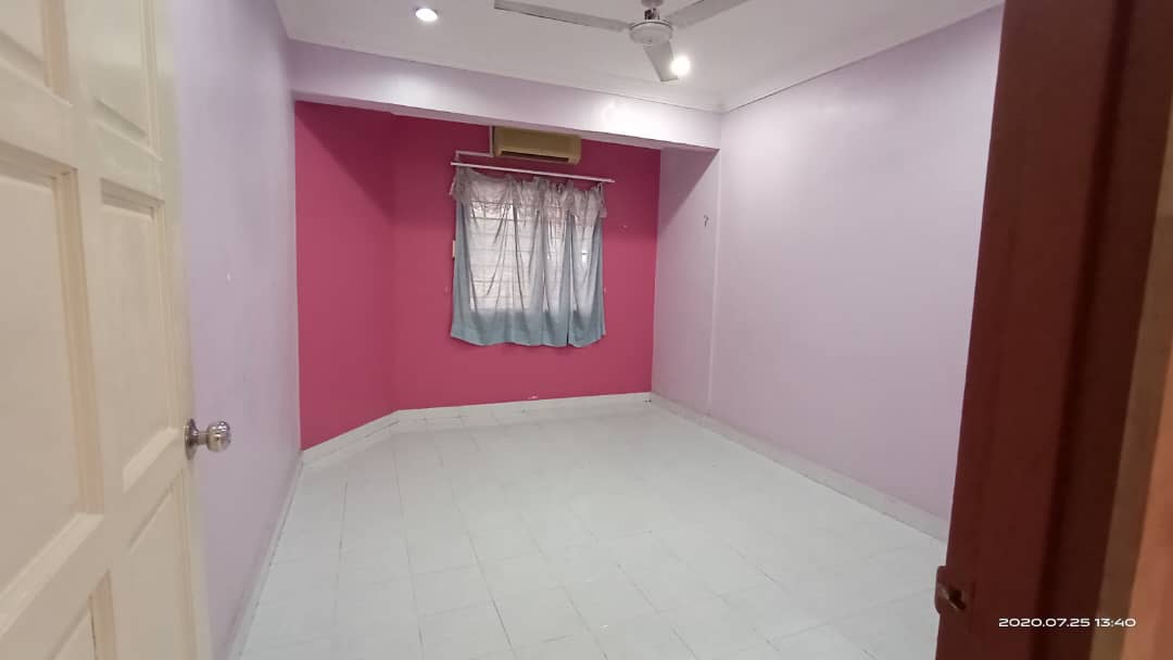 Single Storey Terrace House Taman Desa Jaya Kepong - photo 2