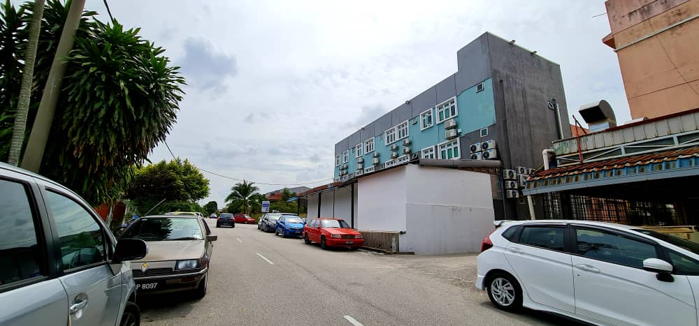 3 Storey Corner Shoplot, SS3 Petaling Jaya - photo 3