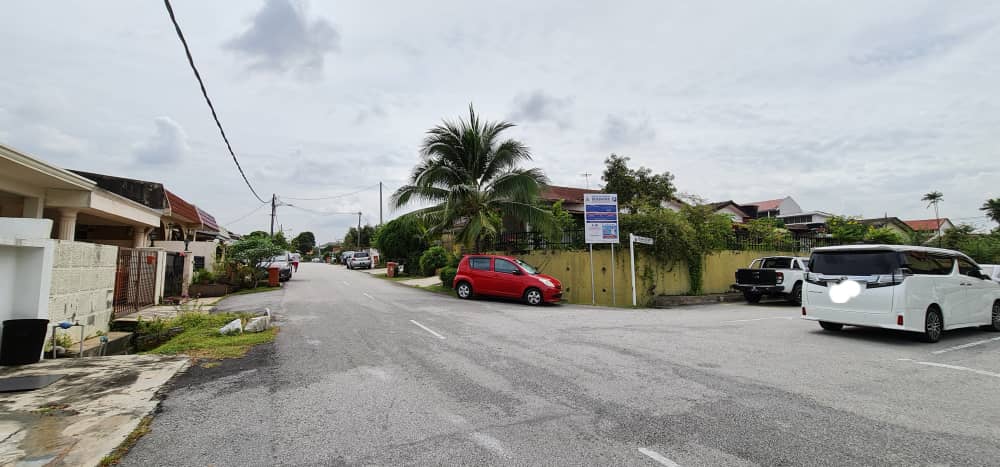 3 Storey Corner Shoplot, SS3 Petaling Jaya - photo 5