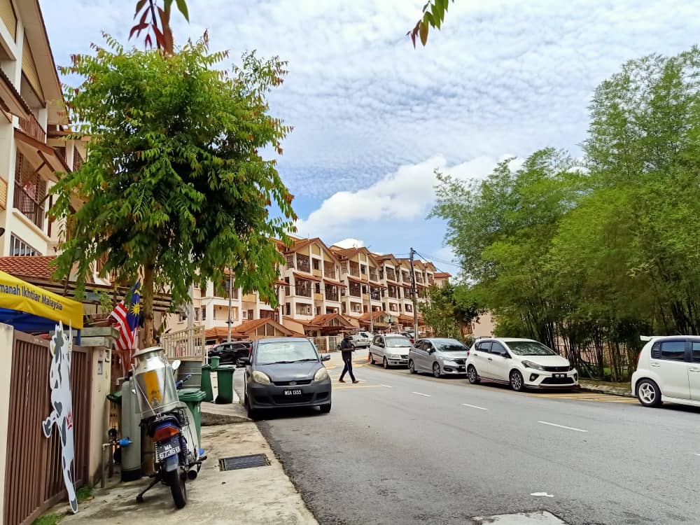 Upper Floor Townhouse Amansiara Fasa 1, Selayang - photo 5