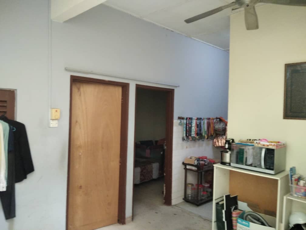 Single Storey Lorong Malinja 5 Taman Bunga, KL - photo 4