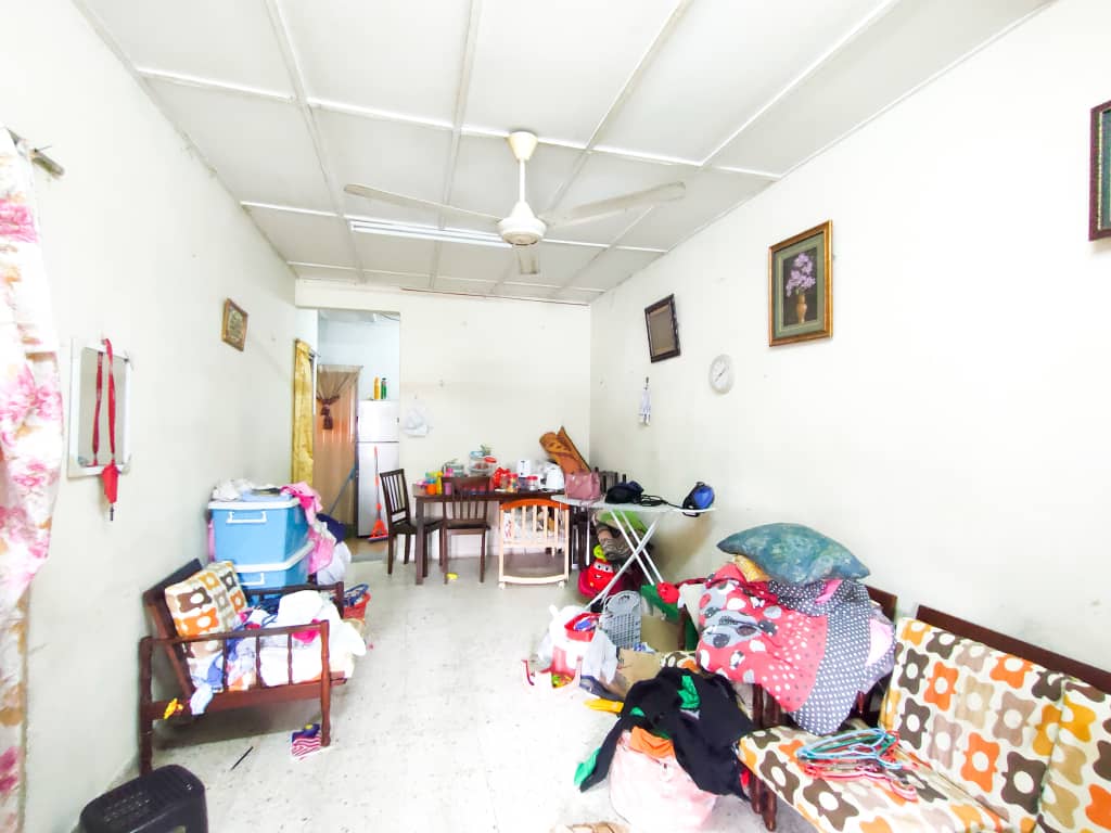 Single Storey Taman Semenyih Jaya, Selangor - photo 2