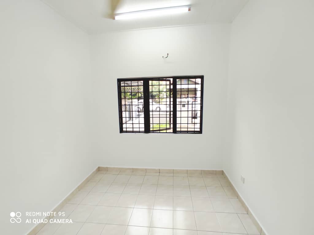 Corner 1 Storey Jalan Kebun Nenas Bandar Putera - photo 4