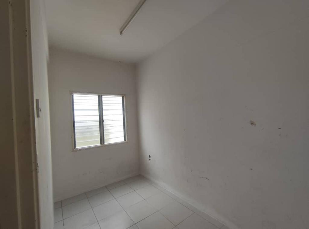 Double Storey Bandar Saujana Putra, Kuala Langat - photo 4