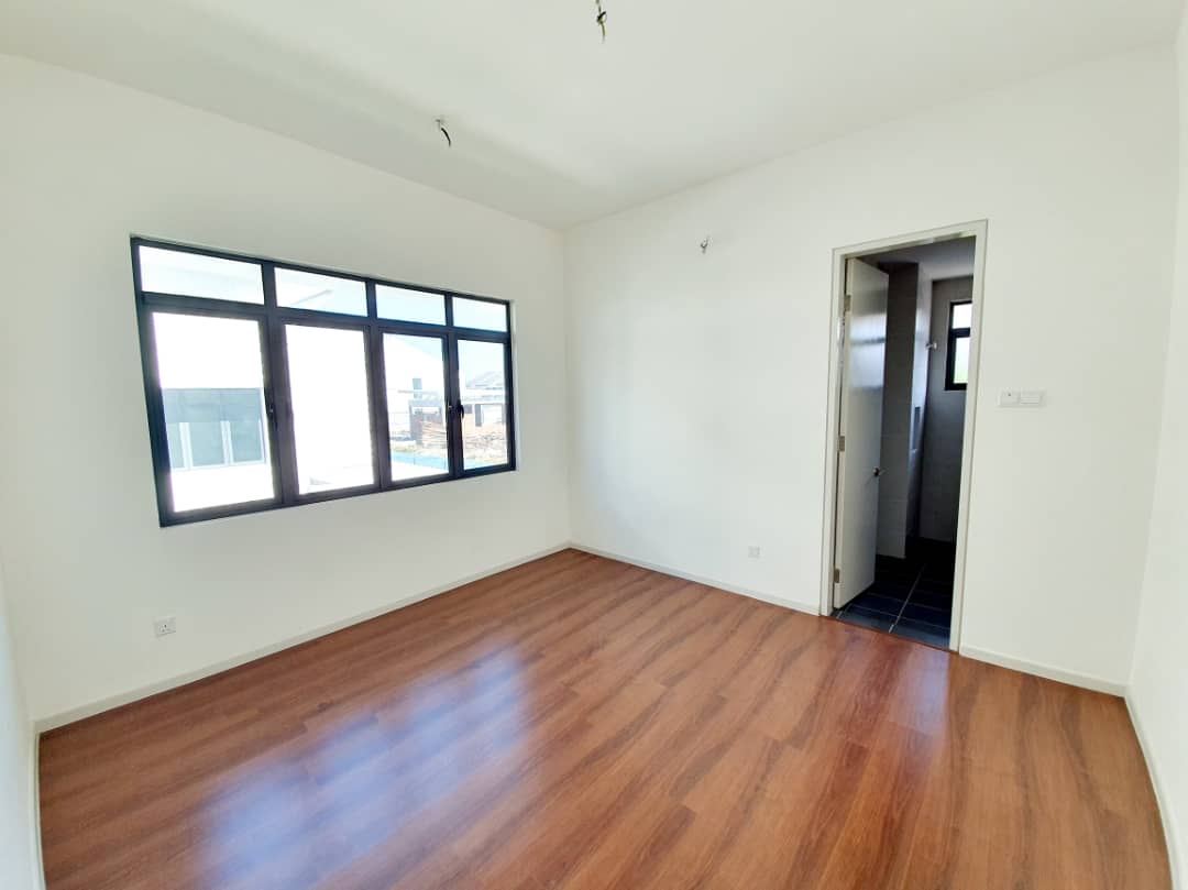 3 Storey Semi D House, Lambaian Residence Bangi - photo 5