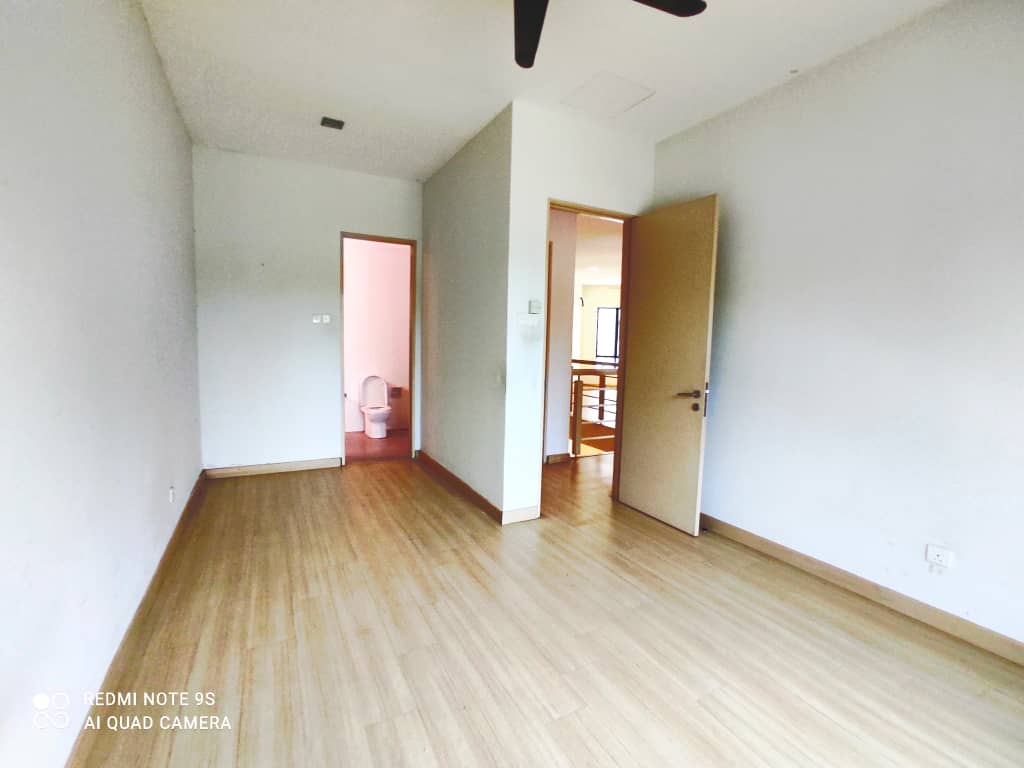 Corner Lot 2 Storey Clover Park Denai Alam - photo 7
