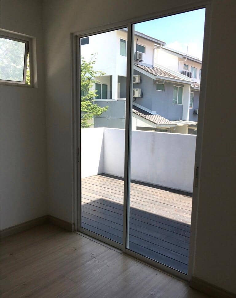End Lot 3 Storey House Taman Nadayu 92 Kajang - photo 6