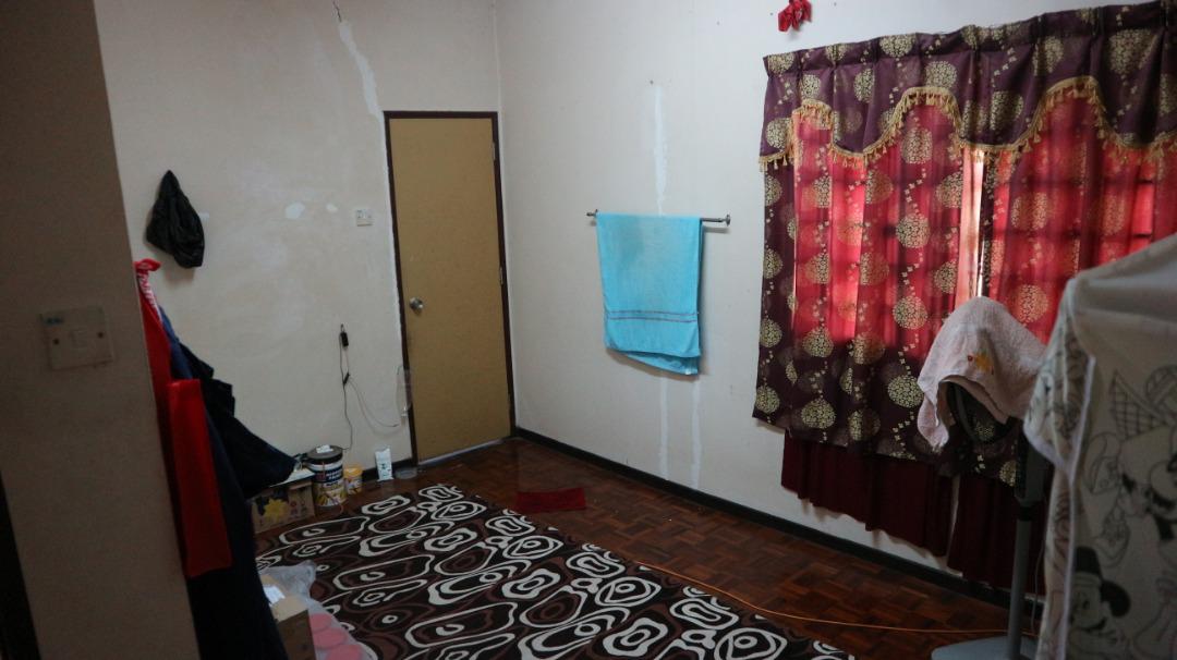 Double Storey Taman Kesumba Bukit Beruntung - photo 5