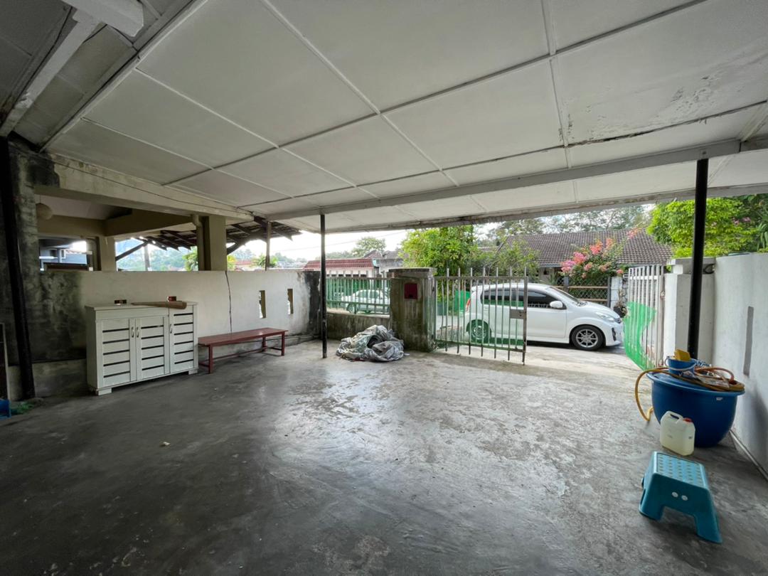 Single Storey Terrace House Jalan 2, Ampang Jaya - photo 6
