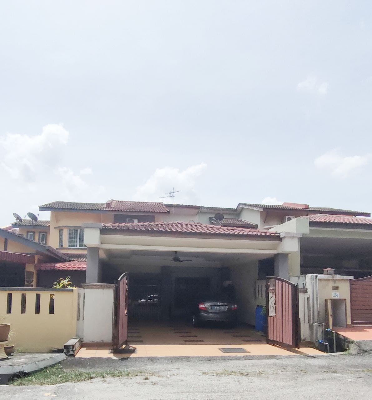 2 Storey Bandar Tun Hussein Onn Jalan Suakasih