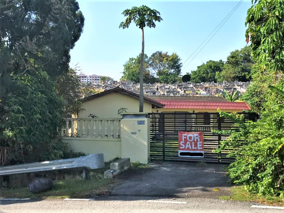 Single Storey Bungalow Kampung Tunku Petaling Jaya - photo 3