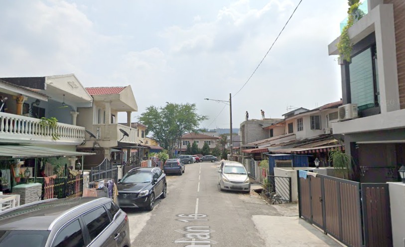 BELOW MARKET  2 Storey Terrace House Sri Rampai - photo 6