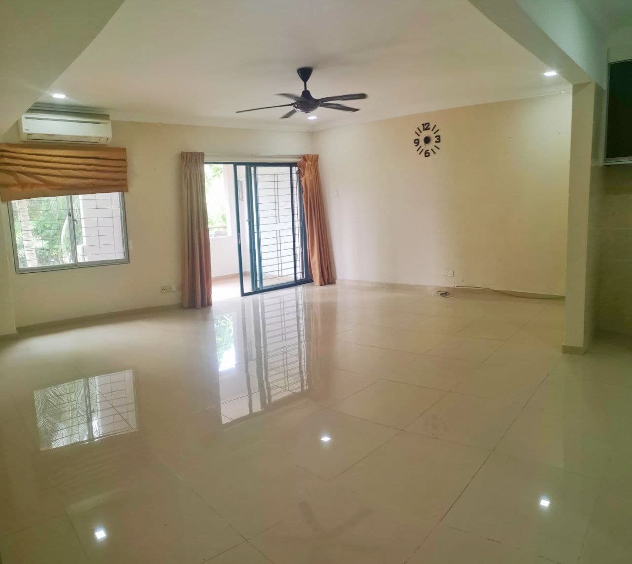 LEVEL 1 Tiara Ampang Condo Block Villa Baiduri - photo 2