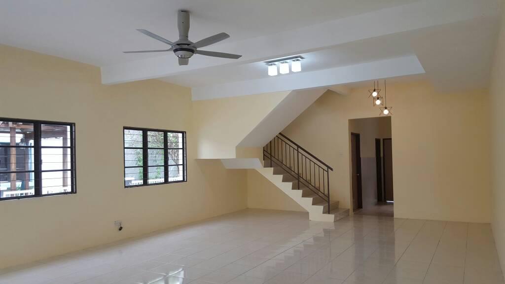 END LOT 2 Storey Terrace House Bandar Nusaputra - photo 2