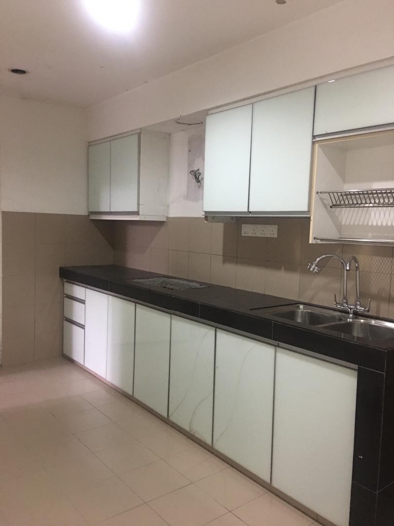 RENOVATED SEMI-D Taman Desa Baru 1 Kajang - photo 5