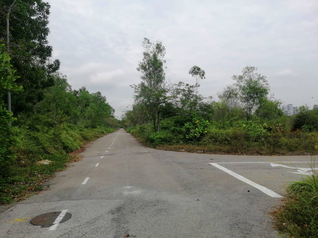 8000 SQFT Bungalow Lot Seksyen 7, Bukit Mahkota - photo 6