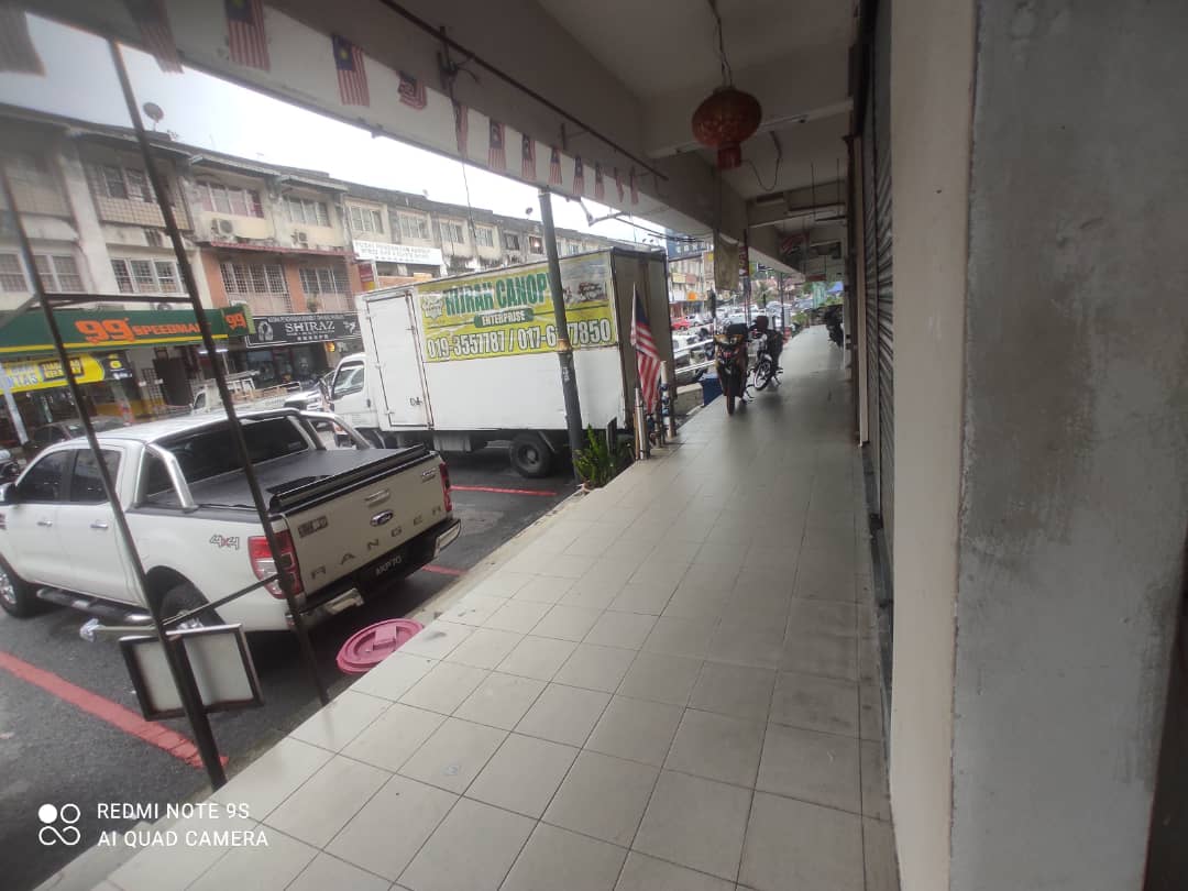 3 Storey Shop Office Taman Bukit Indah, Ampang - photo 7