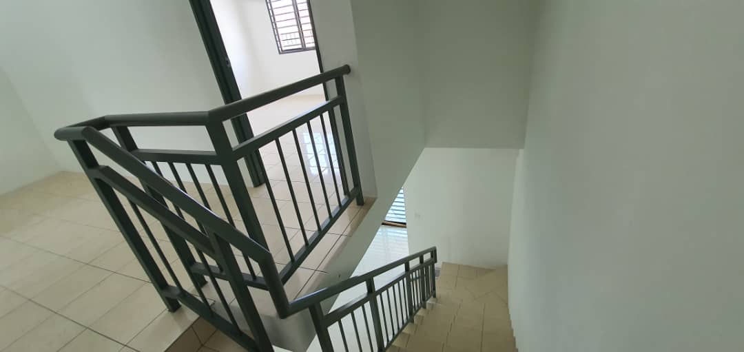 Terrace House Saujana Utama, Sungai Buloh - photo 5