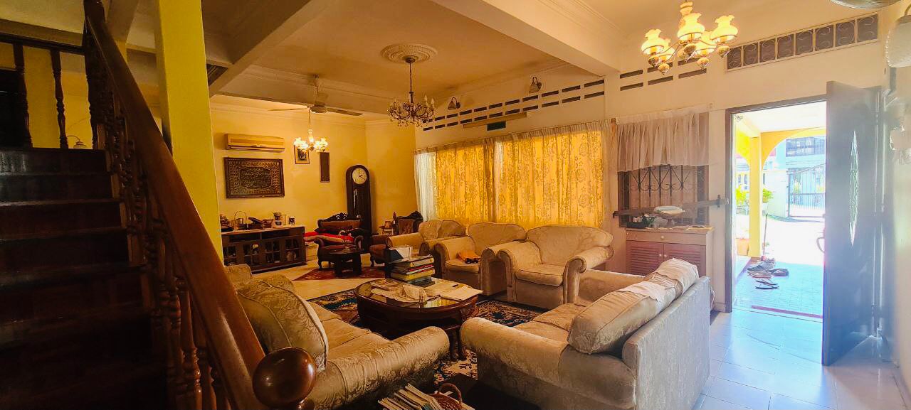 Bungalow Jalan Setiakasih, Bukit Damansara, KL - photo 2