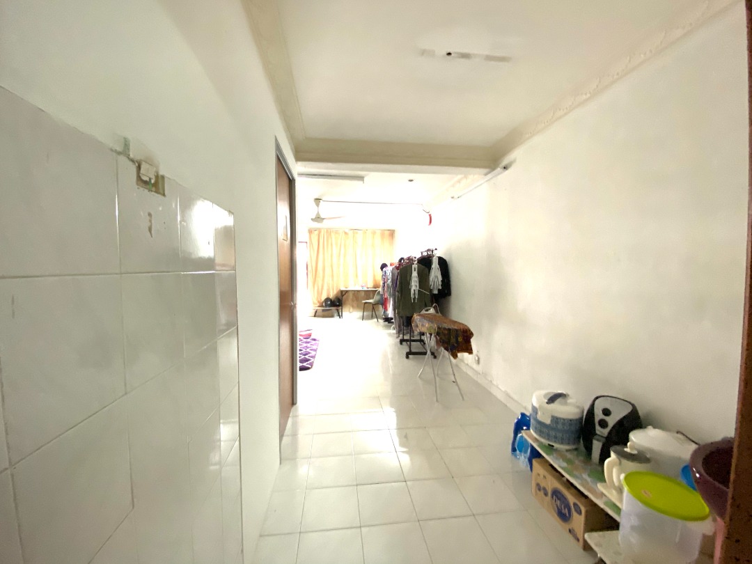 Terrace House Taman Koperasi Polis Fasa 2 - photo 4