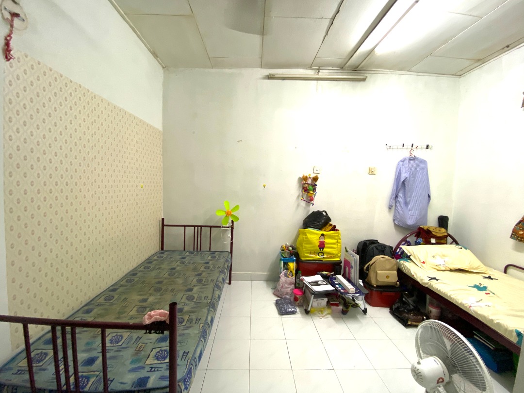 Terrace House Taman Koperasi Polis Fasa 2 - photo 6