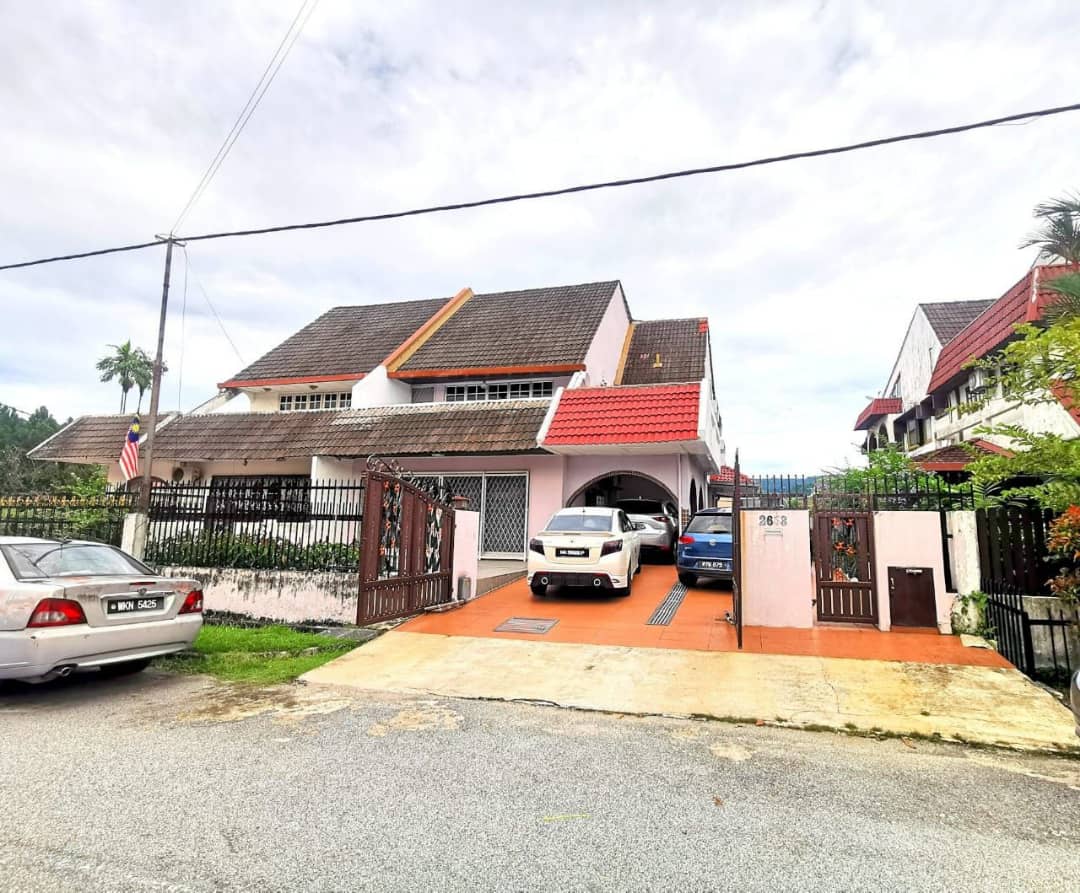 Semi D House Taman Permata Ulu Kelang Ukay, KL - photo 2