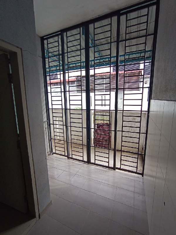 Laman Delfina Nilai Impian - photo 9