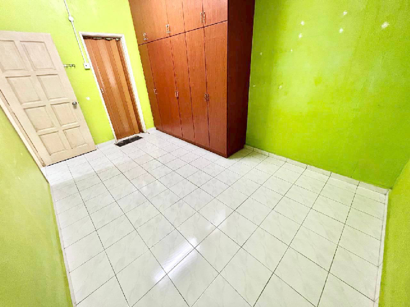 Bandar Rinching  Seksyen 2 Semenyih - photo 12