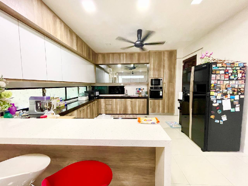 Taman Tropika 2 Sungai Tangkas Kajang - photo 8